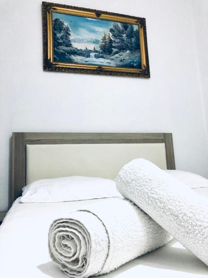 Sandri Apartment Himare Exterior photo